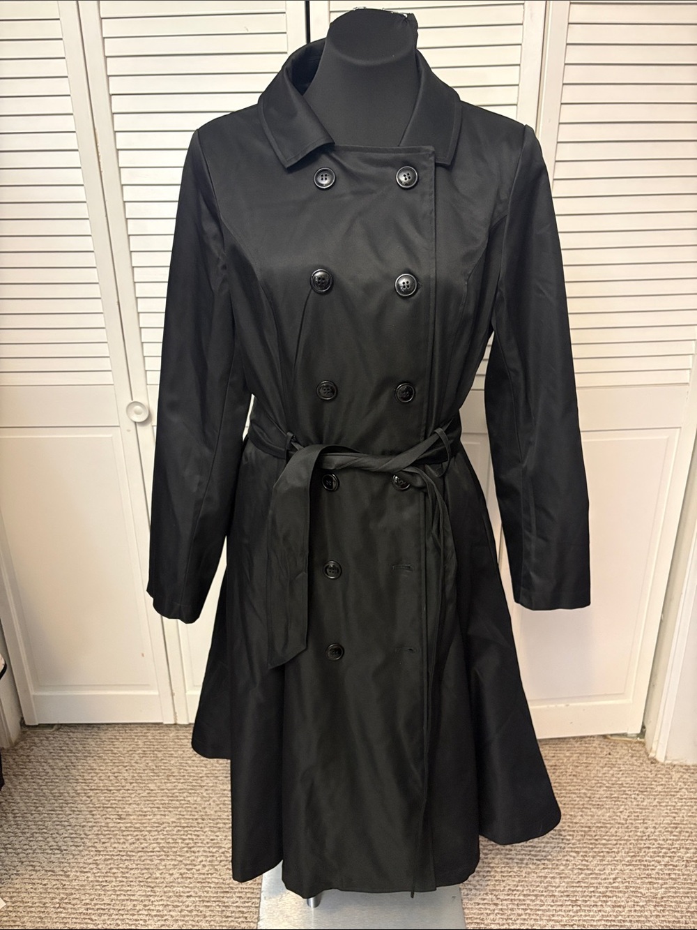 Collectif Korrina Black Swing Double-Breasted Trench Coat